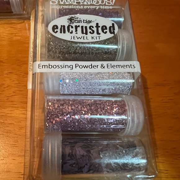 Stampedous Jewel Embossing Powder & Elements - Picture 3 of 6